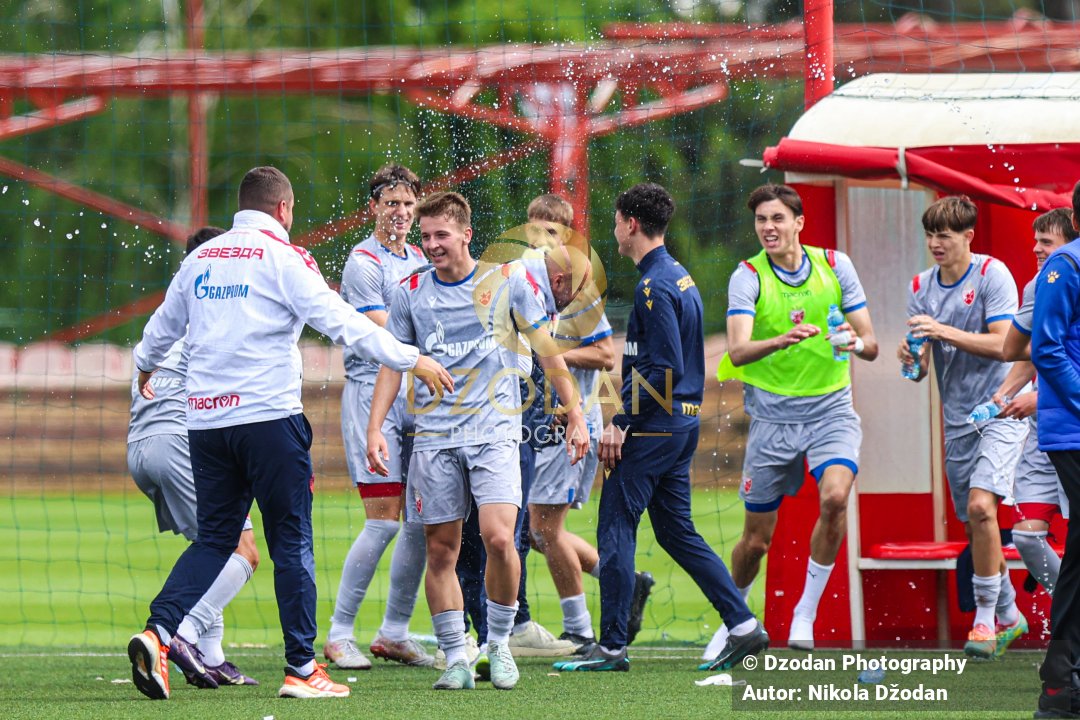 FK Vojvodina - FK Crvena Zvezda Kadeti 17.05. – Fotografije | Dzodan Photography