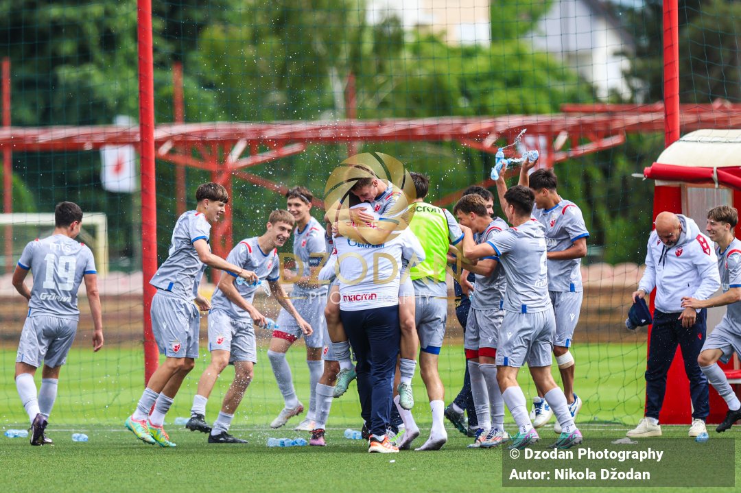 FK Vojvodina - FK Crvena Zvezda Kadeti 17.05. – Fotografije | Dzodan Photography