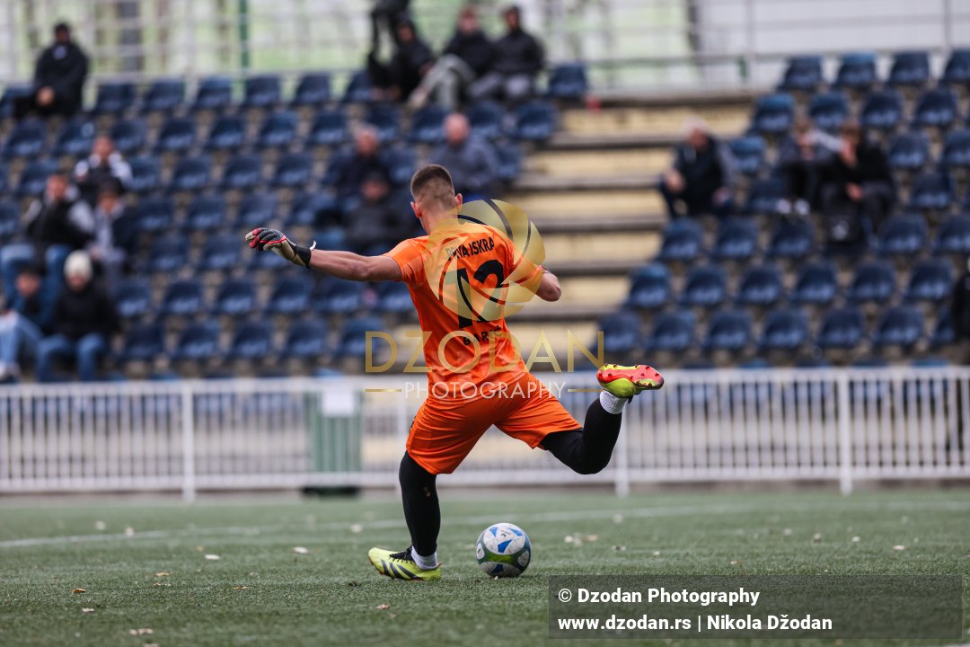 FK Brodarac - FK Prva Iskra 07.11. Srpska Liga Beograd – Fotografije | Dzodan Photography